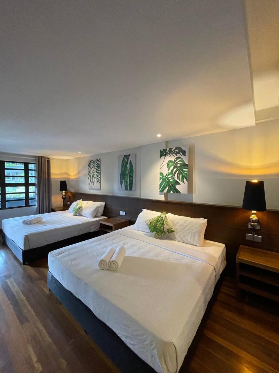 Beach Resort - Arwana Perhentian Besar カンポン・クアラ・ベシュット エクステリア 写真